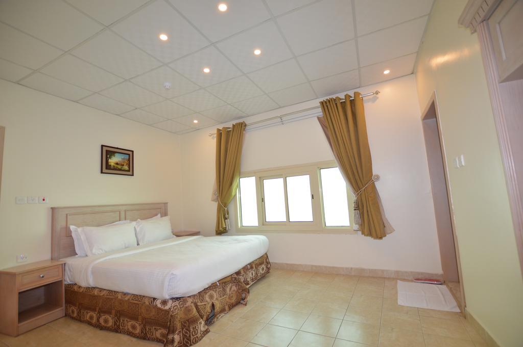 Al Ahmadi Plaza Resort Janbu Kültér fotó